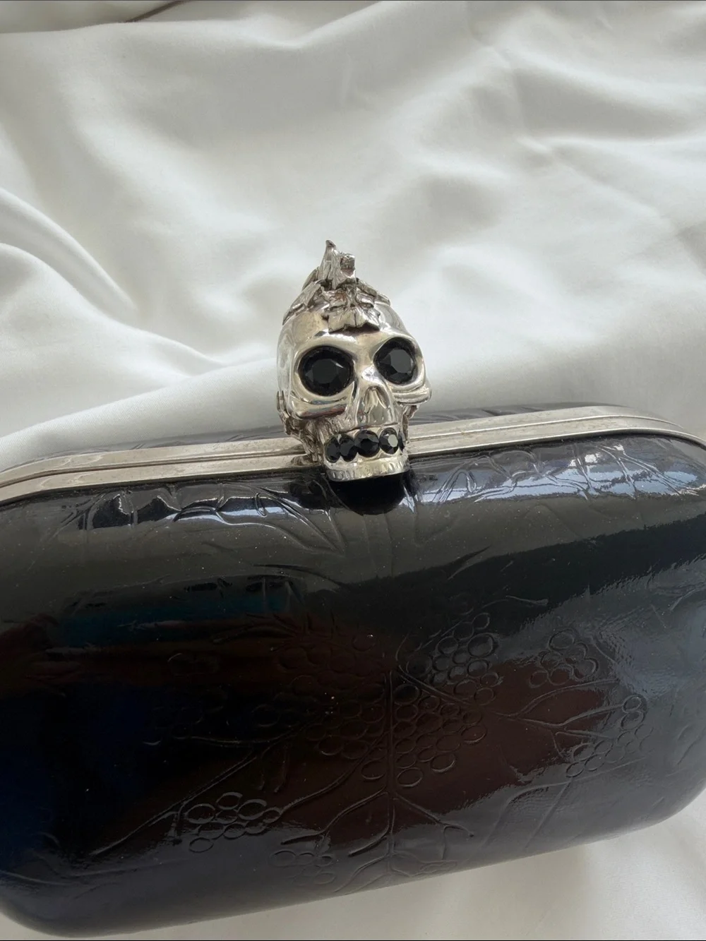 Alexander McQueen Black Patent Skull-Top Clutch